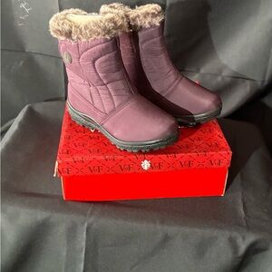 Women's Plum Winter Boots